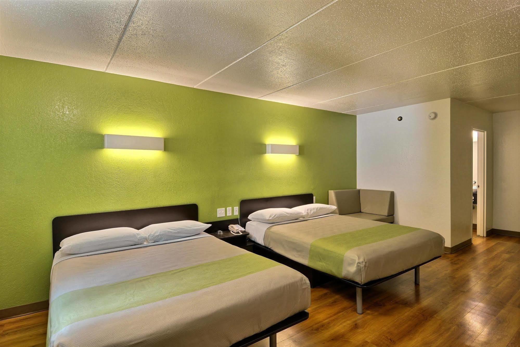 Motel 6-Danvers, Ma - Boston North Eksteriør billede