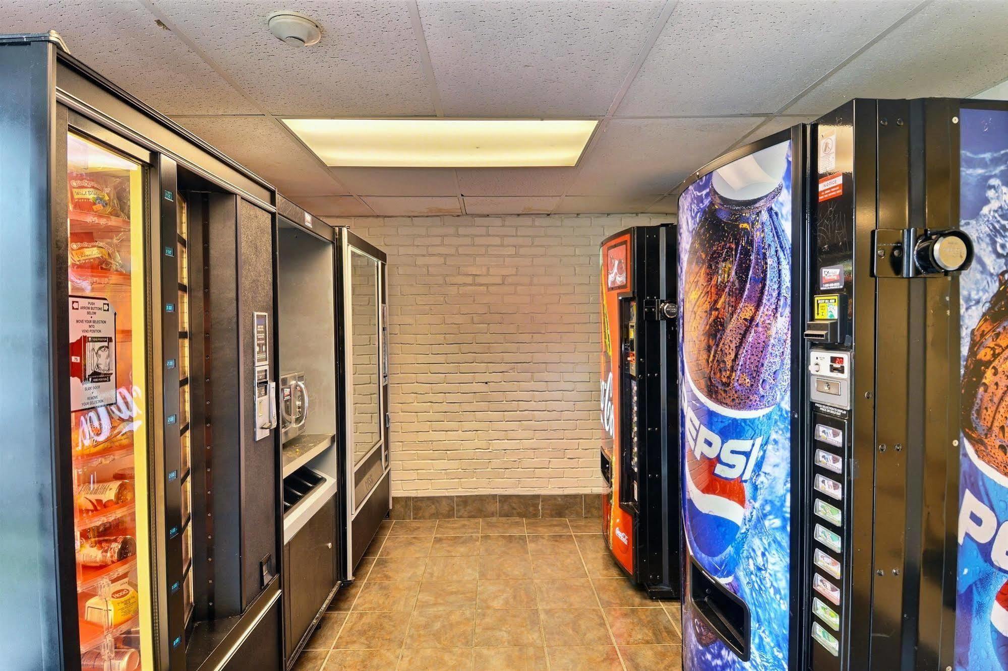 Motel 6-Danvers, Ma - Boston North Eksteriør billede